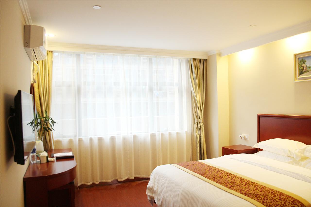 Greentree Inn Guangdong Shantou Gurao Gugui Road Business Hotel Экстерьер фото